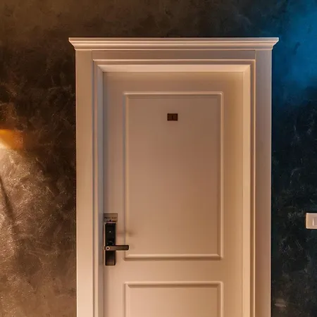 White Unique Apart Niksic Exterior photo